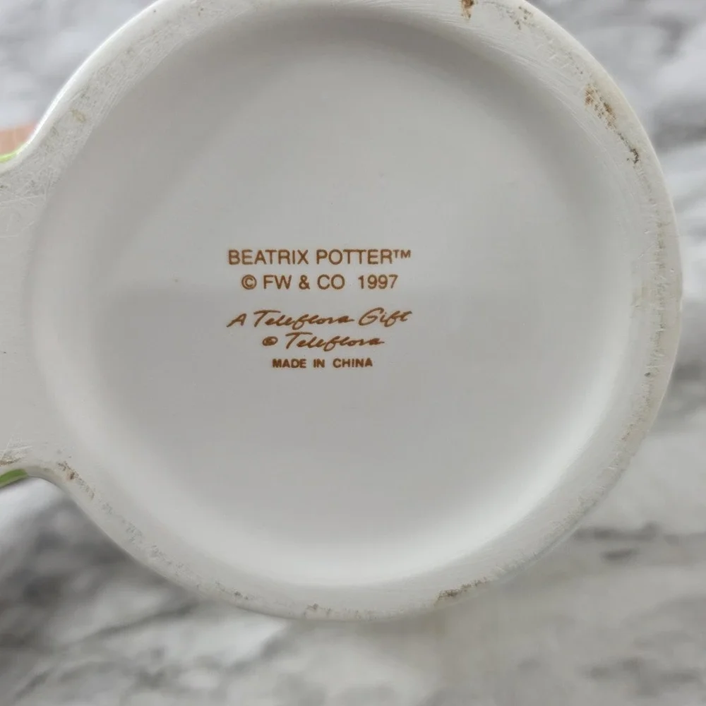 Planter Peter Rabbit Beatrix Potter Basket Teleflora 1997 Ceramic Flower Pot